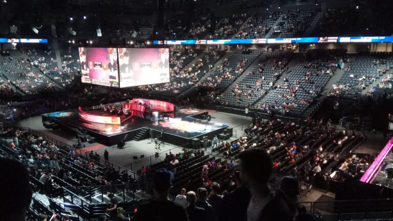 Finale européenne de League of Legends à Paris en 2017, à l'AccorHotels Arena